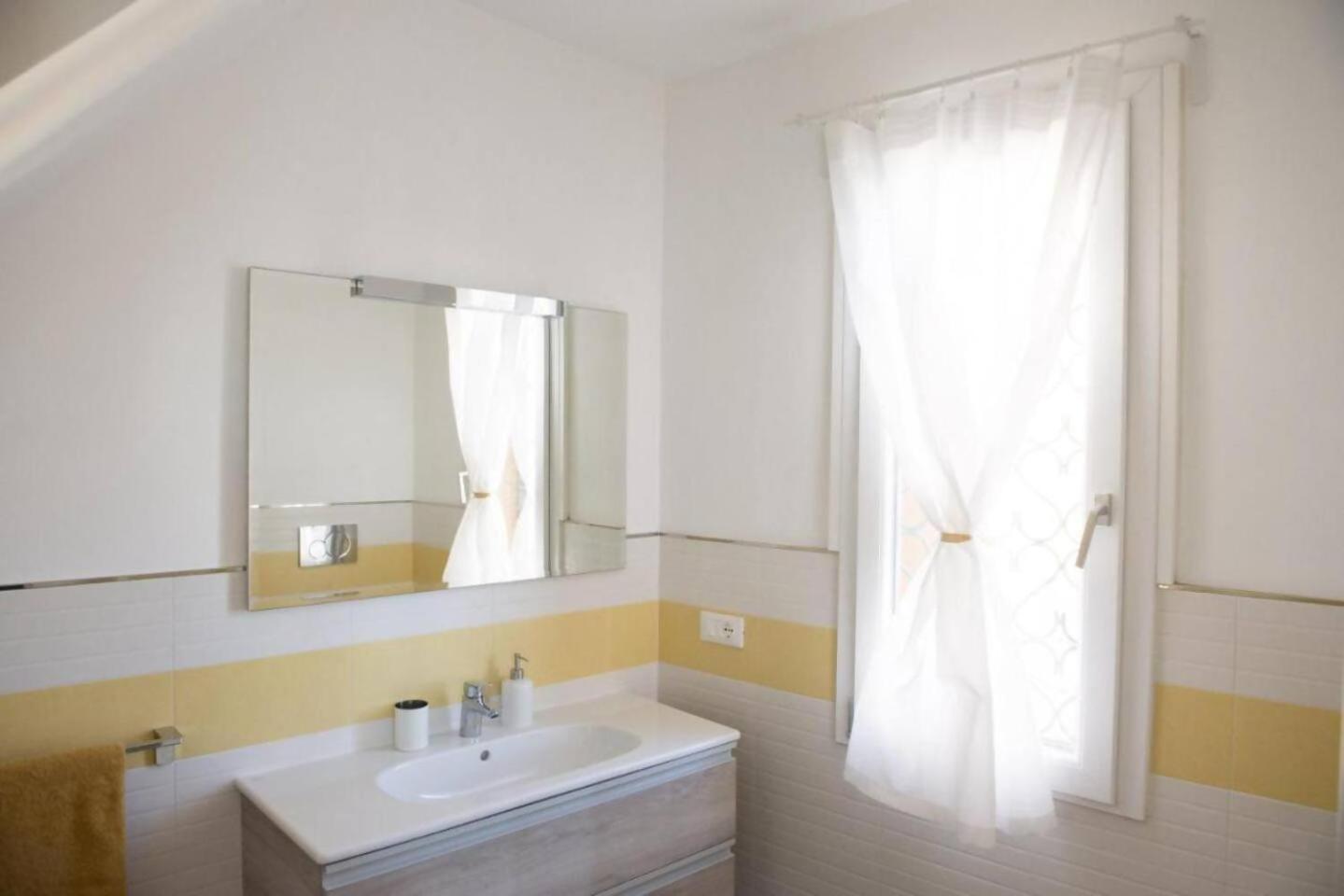 Apartamento Delightful Penthouse View St Peter Roma Exterior foto