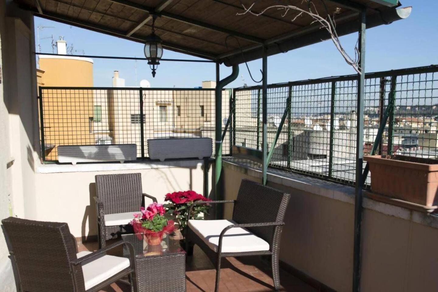 Apartamento Delightful Penthouse View St Peter Roma Exterior foto